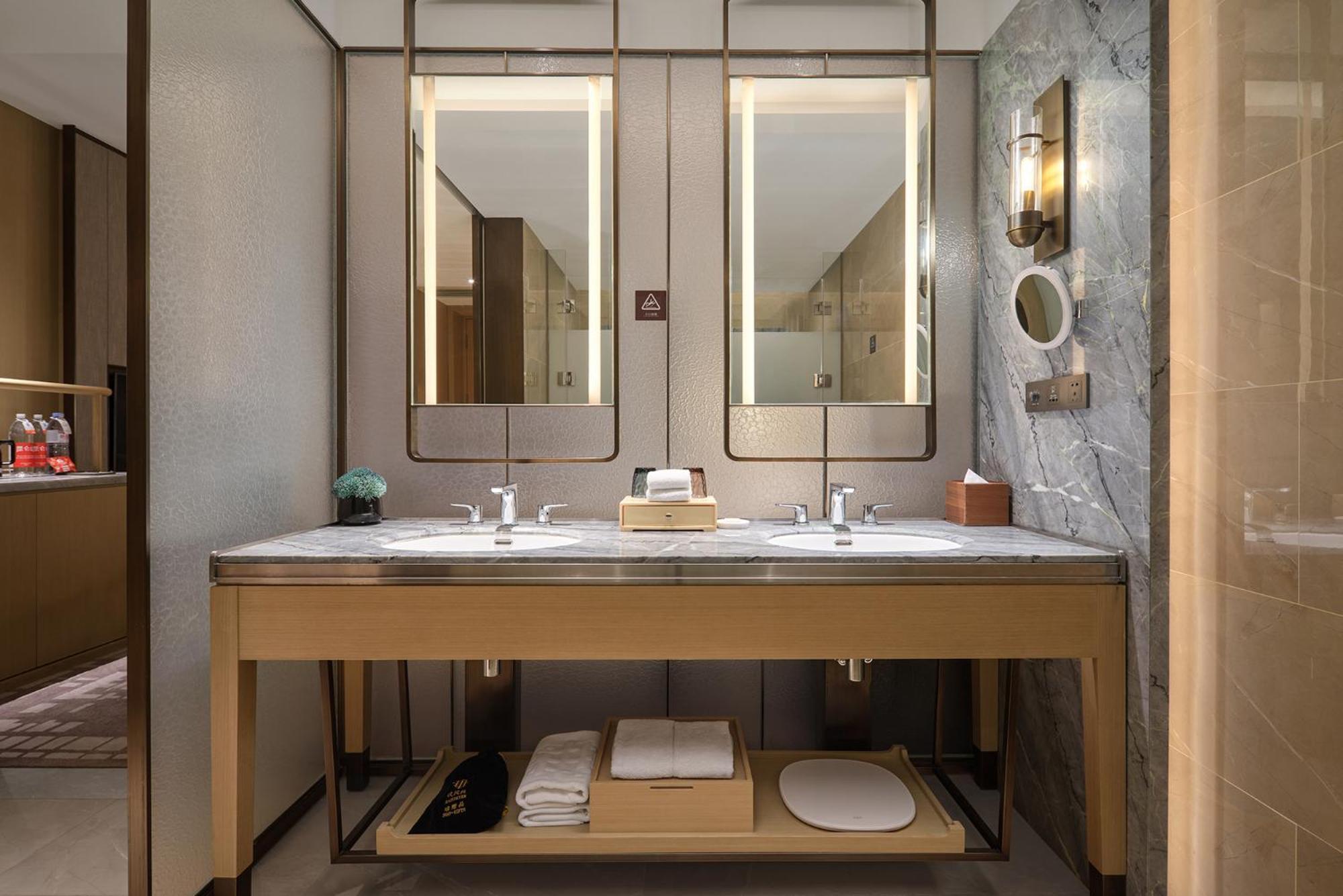 Dongguan DongCheng International Hotel Bagian luar foto