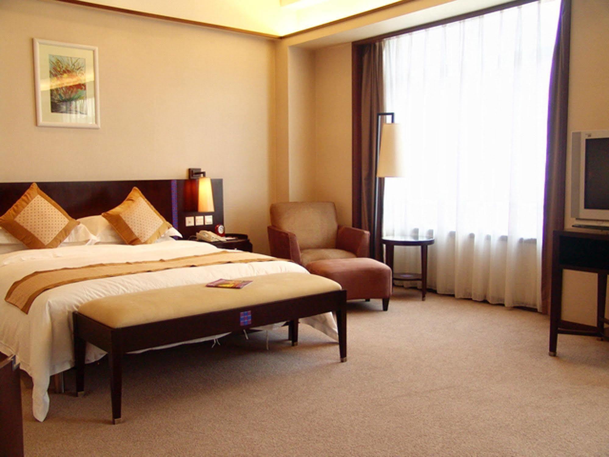 Dongguan DongCheng International Hotel Bagian luar foto